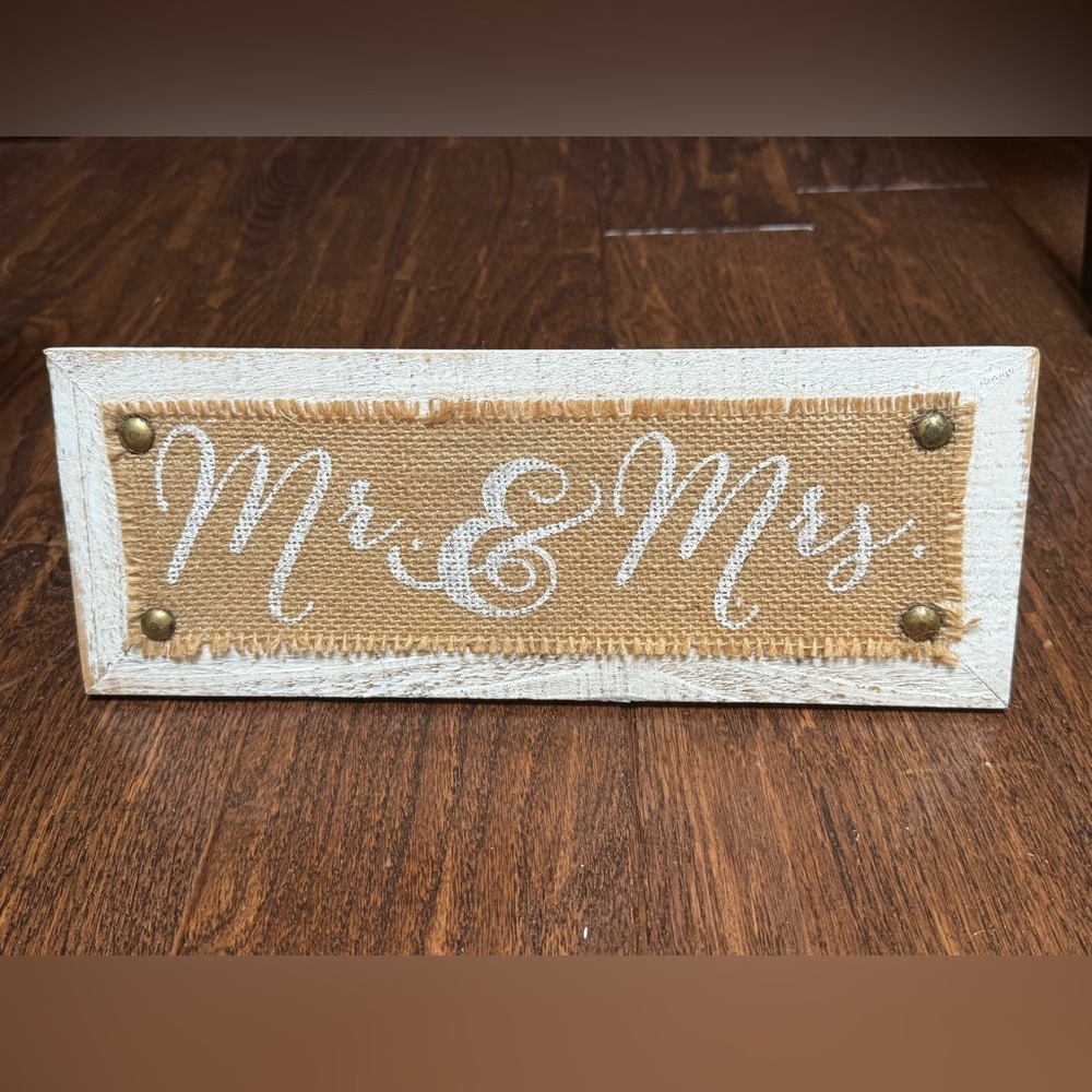 Rustic Mr. & Mrs. Sign
